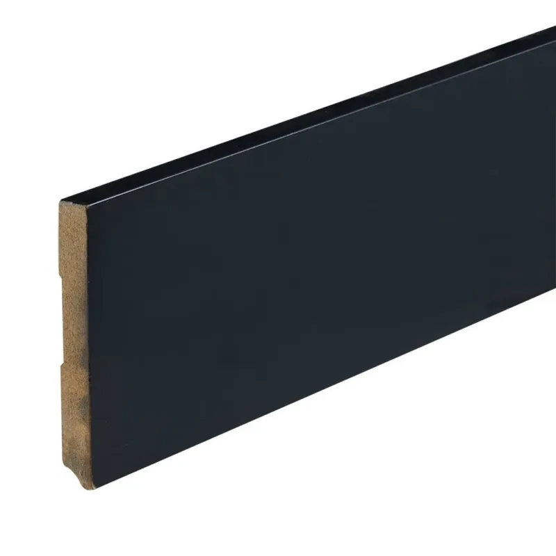 Gelakte plint 120x15 - Amsterdam zwart RAL 9005 Gereduceerde Prijs