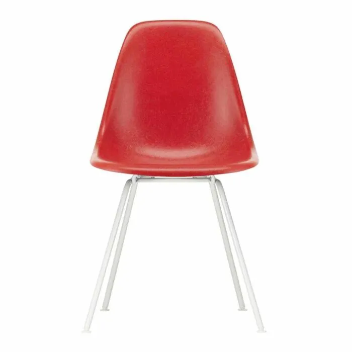 Must-Have Vitra Eames DSX Fiberglass stoel met wit onderstel-Classic Red