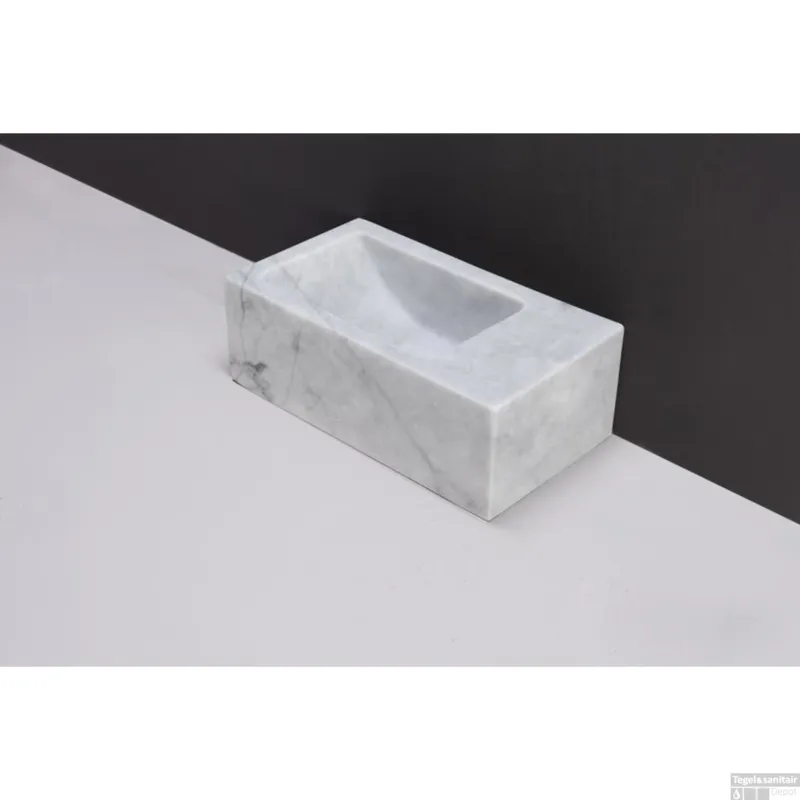 Fontein Forzalaqua Venetia Xs Carrara Gepolijst 29X16X10 cm Zonder Kraangat Rechts Nieuw