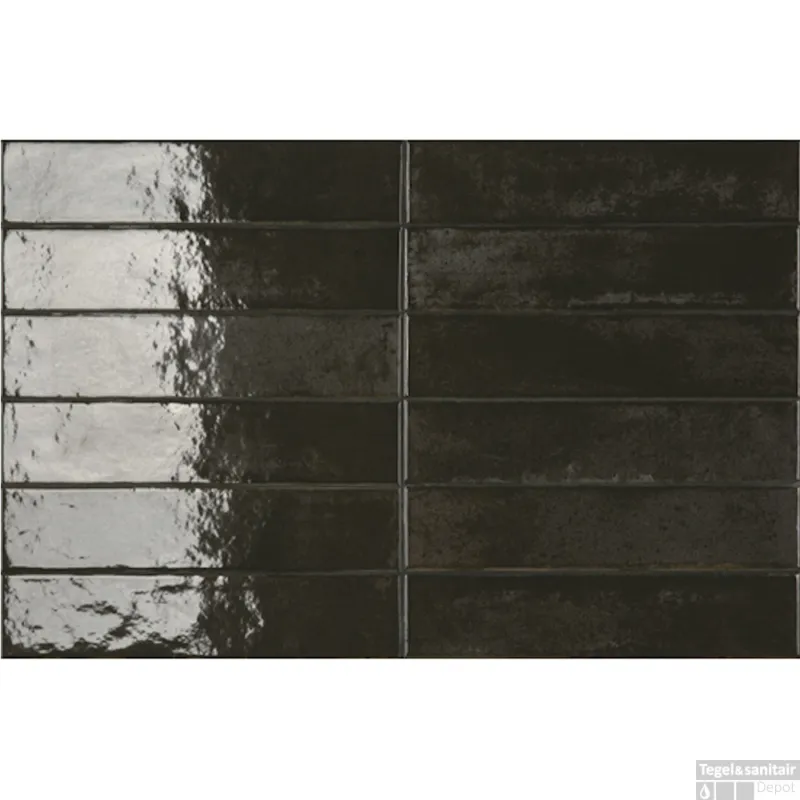 Wandtegel Ceramic-Apolo Raku 6x27 cm Glans Black Lava (Doosinhoud 0,78 M2) Direct Beschikbaar