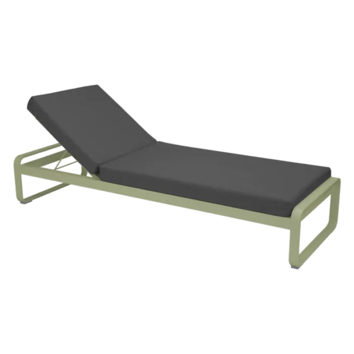 Fermob Bellevie ligbed met graphite grey zitkussen-Willow Green Populair