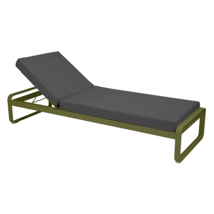 Koopje Fermob Bellevie ligbed met graphite grey zitkussen-Pesto