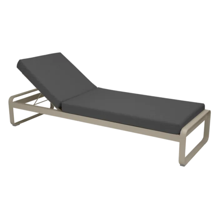 Fermob Bellevie ligbed met graphite grey zitkussen-Nutmeg Tijdelijk Beschikbaar