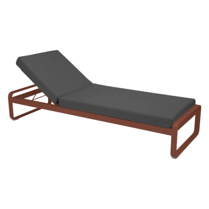 Koop Online Fermob Bellevie ligbed met graphite grey zitkussen-Red Ochre