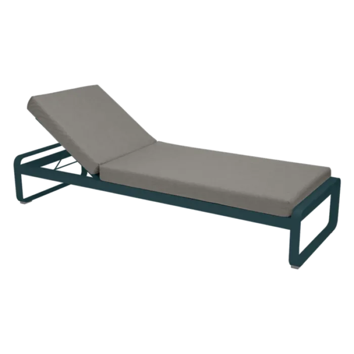 Fermob Bellevie ligbed met grey taupe zitkussen-Acapulco Blue Beperkt Aanbod