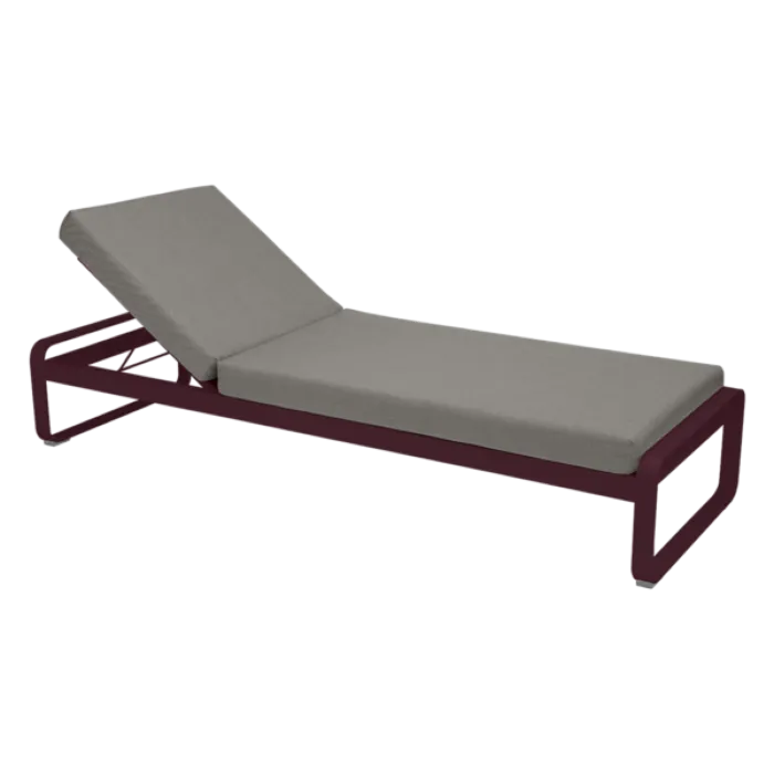 Tijdelijk Beschikbaar Fermob Bellevie ligbed met grey taupe zitkussen-Black Cherry