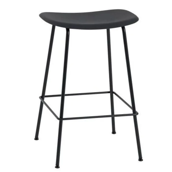 muuto Fiber Tube barkruk-Zwart-Zithoogte 75 cm OUTLET Laatste Versie