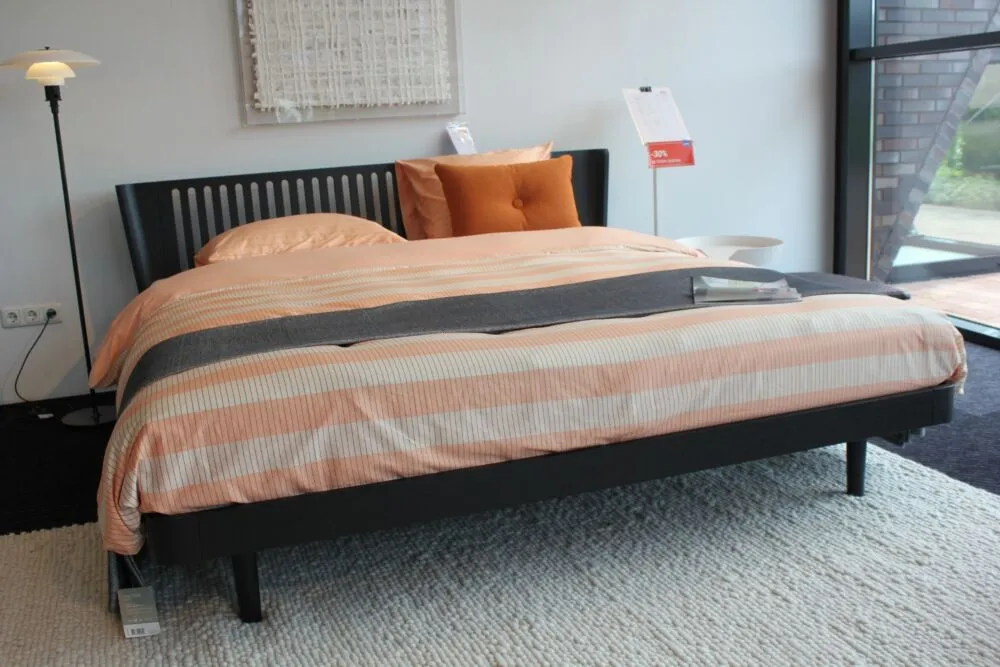 Auping Noa laag met wielen 180x210cm OUTLET Hete Deal