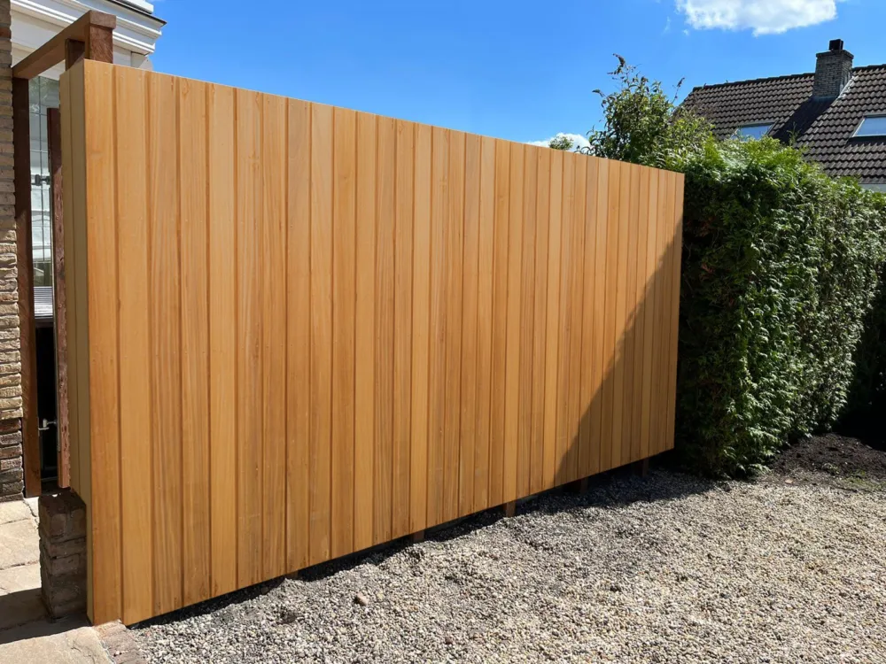 Schuttingplank Ayous channel siding 14.4x1.8cm - 215 cm Gecertificeerd