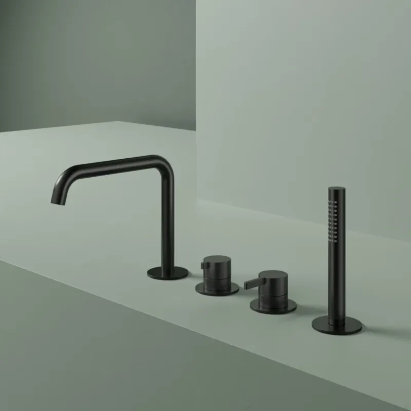 Hotbath ACE 2-wegs badrandcombinatie met uitloop en handdouche zwart geborsteld PVD Betrouwbaar