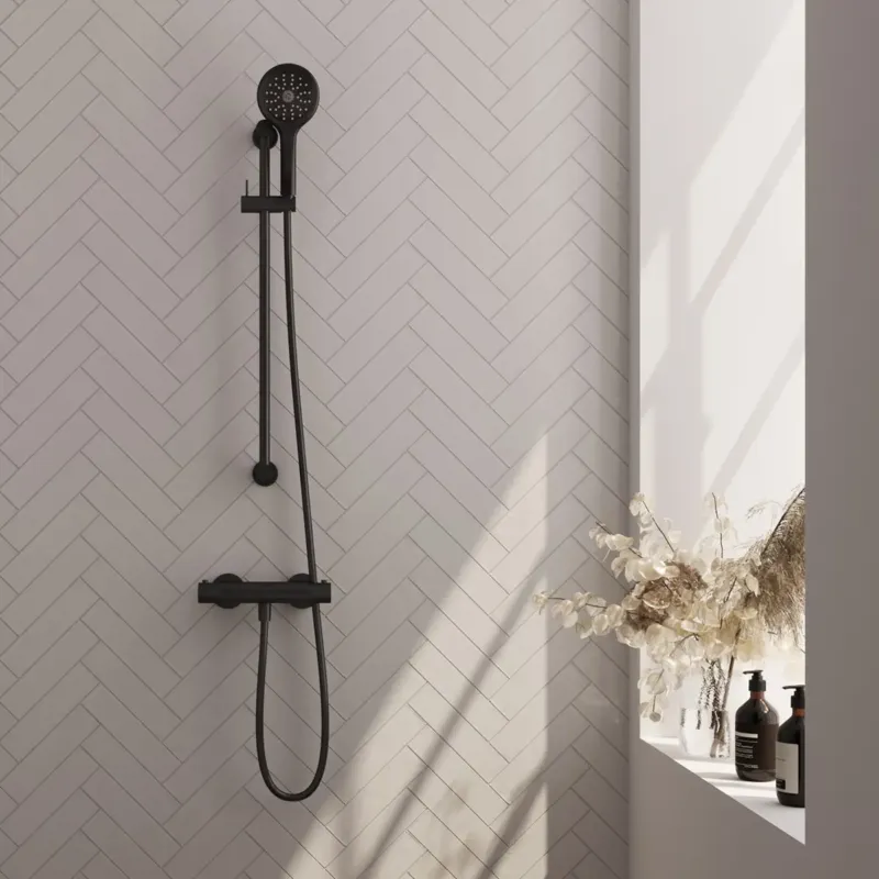 Brauer Stripe thermostatische douchekraan met glijstang en 3 standen handdouche zwart mat Nu Kopen