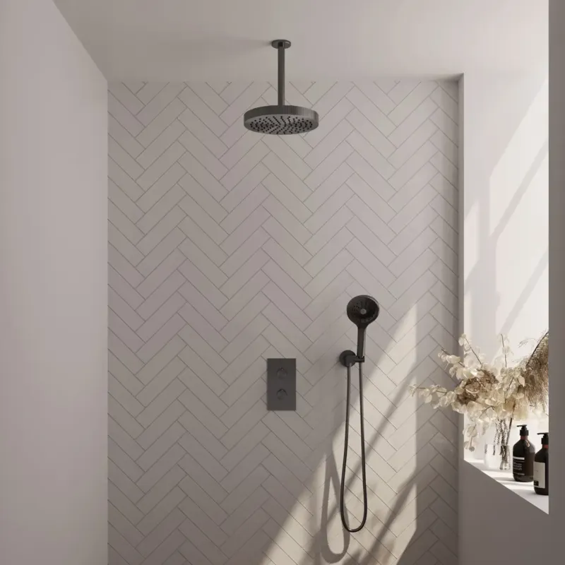 Brauer Stripe inbouw regendouche met 25cm hoofddouche, plafondarm en 3 standen handdouche set 18 gunmetal geborsteld PVD Exclusieve Aanbieding