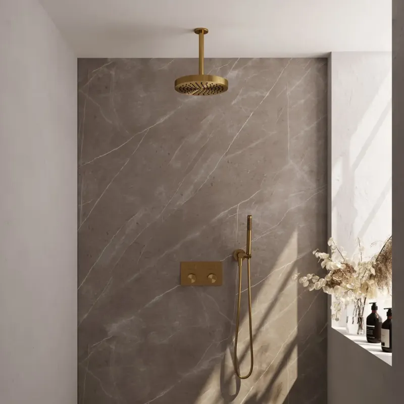 Beste Prijs Brauer Stripe inbouw regendouche met 25cm hoofddouche, plafondarm en staafhanddouche set 27 messing geborsteld PVD