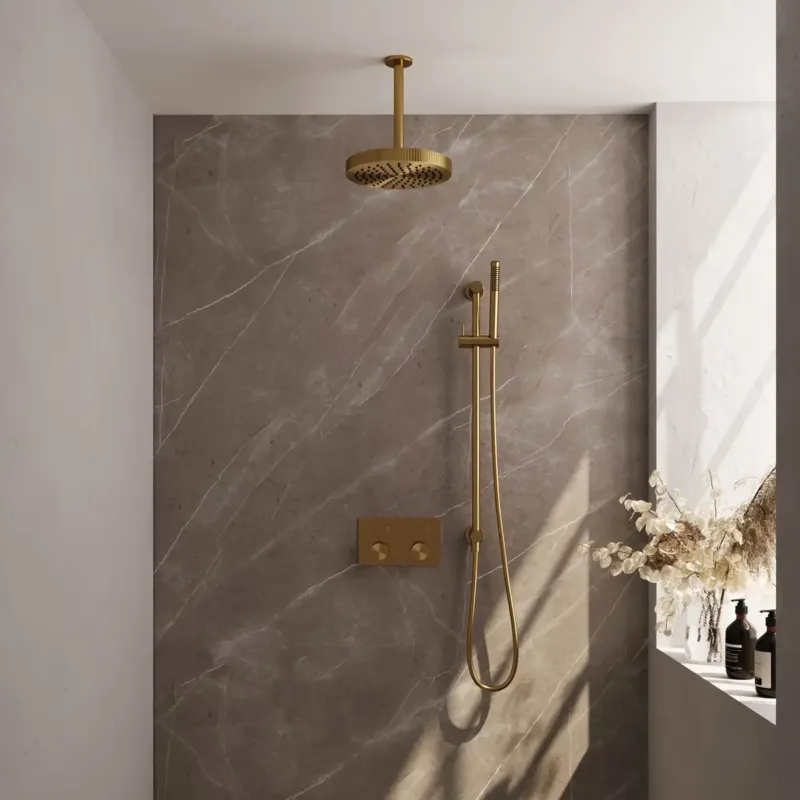 Merkproduct Brauer Stripe inbouw regendouche met 25cm hoofddouche, plafondarm, staafhanddouche en glijstang set 33 messing geborsteld PVD