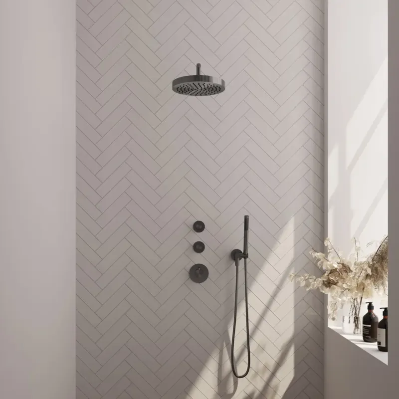 Brauer Stripe inbouw regendouche met 25cm hoofddouche, gebogen muurarm en staafhanddouche set 2 gunmetal geborsteld PVD Premium