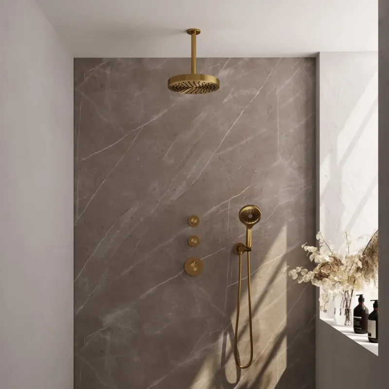 Brauer Stripe inbouw regendouche met 25cm hoofddouche, plafondarm en 3 standen handdouche set 6 messing geborsteld PVD Betrouwbaar