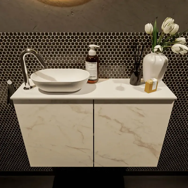 Alleen Vandaag Mondiaz Fowy toiletmeubel 80cm Carrara met witte waskom links en kraangat
