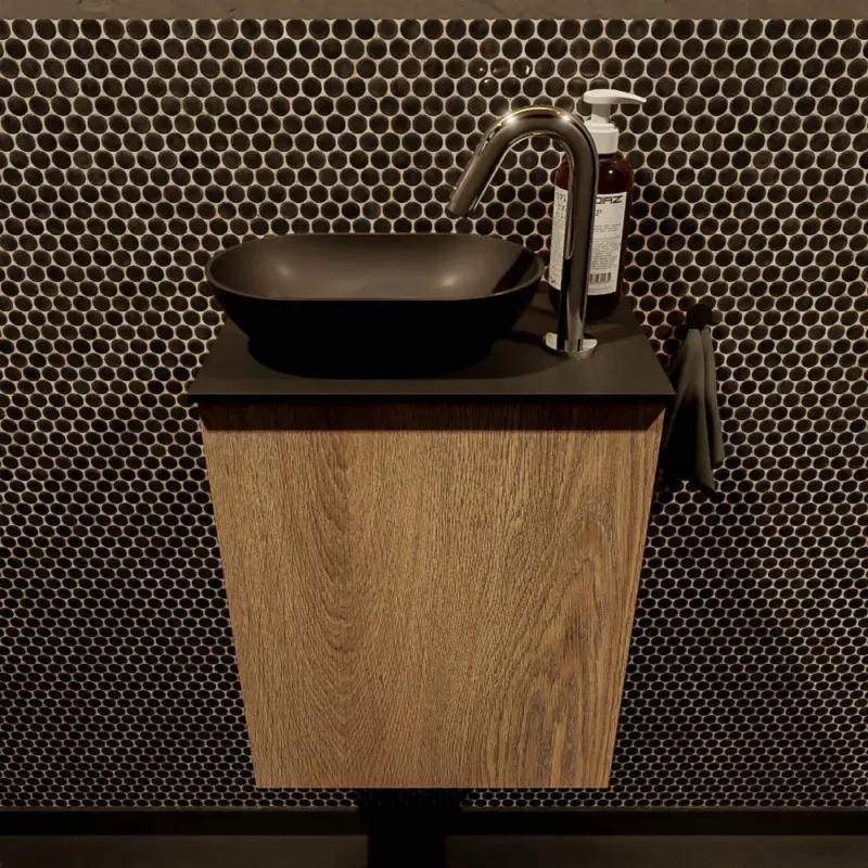 Op = Op Mondiaz Fowy toiletmeubel 40cm washed oak met zwarte waskom links en kraangat